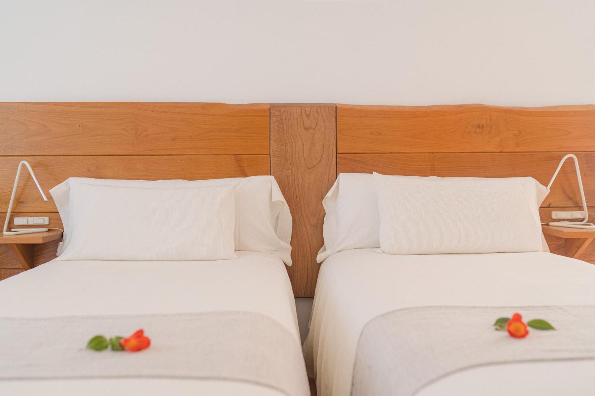 Hotel A Miranda Feás Eksteriør bilde