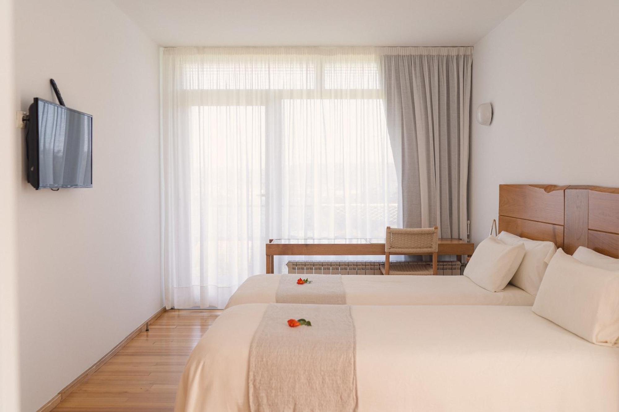 Hotel A Miranda Feás Eksteriør bilde